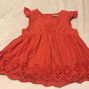 Girls eyelet coral tank top. Size 3-4 years.